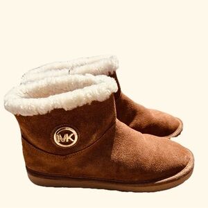 Michael Kors Winter Walnut Suede Ankle Boots - Size 10M.  Excellent Condition